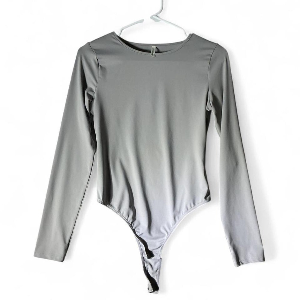 Halara Womens Grey Long Sleeve Bodysuit Crew Neck Size M